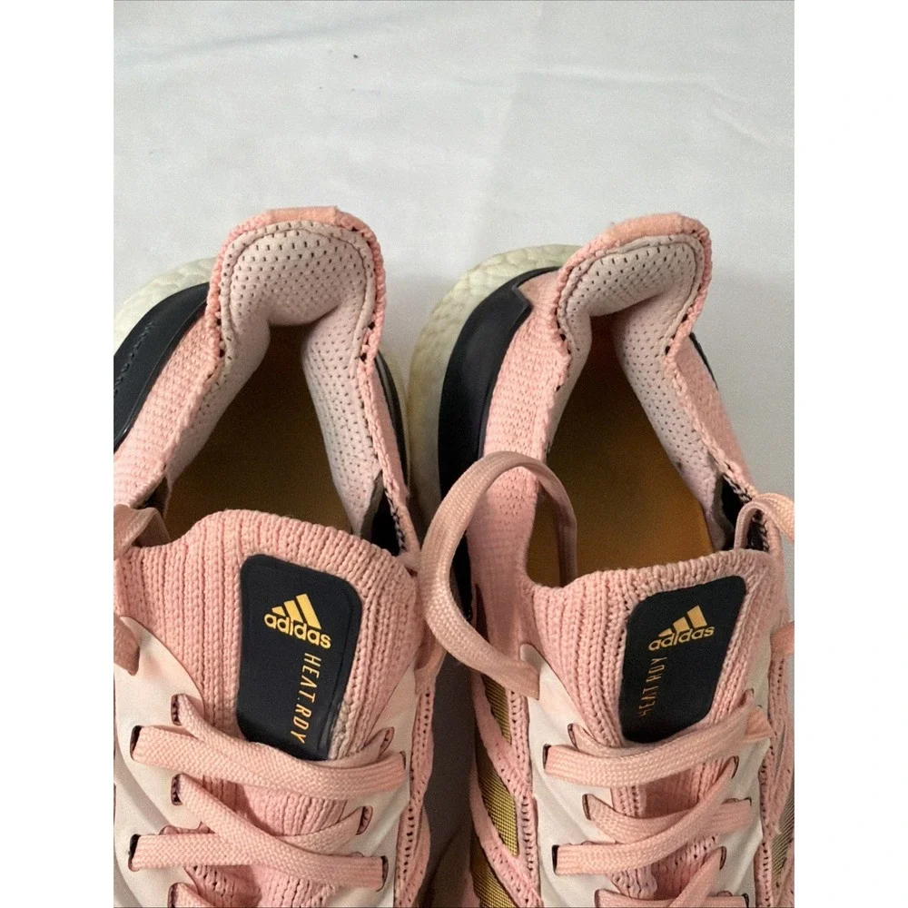 Women's Size 6.5 - Adidas Ultraboost Sneakers Peach Shoes GX8037‎ Gym Shoes Fit